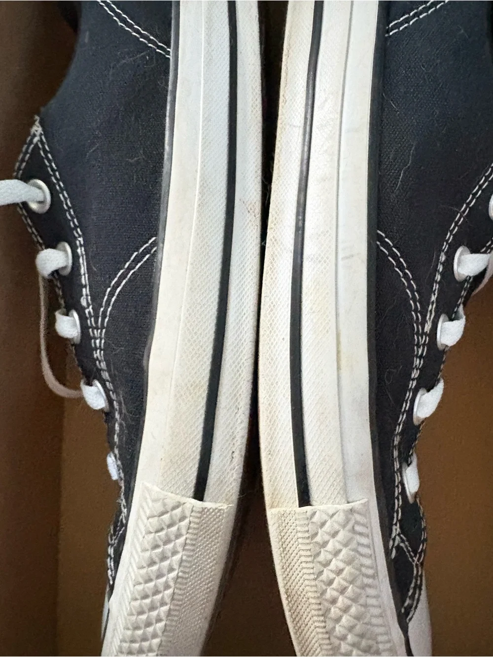 Converse black low tops - Picture 9 of 13